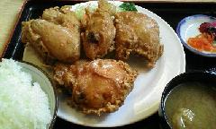 昼は行列でした! 鳥から揚げの名物店