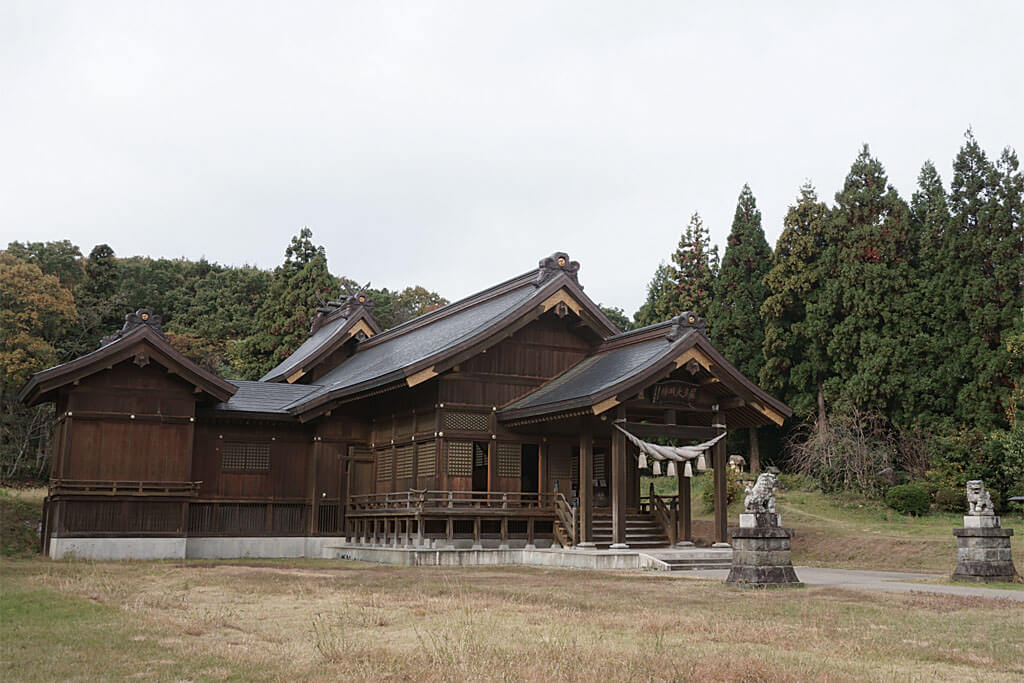 居多神社-本殿