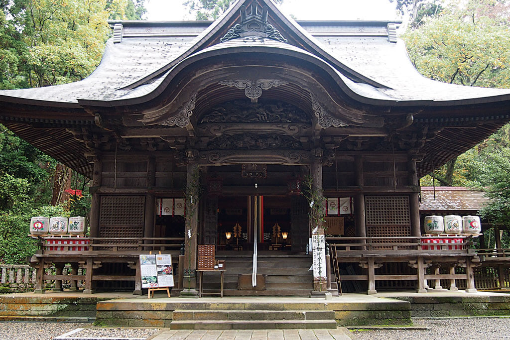 青海神社-本殿