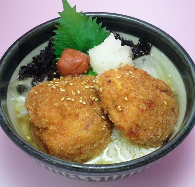 釜飯・魚料理 ととや本店の冷やしタレカツ丼