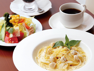 パスタ&ビュッフェ Rise cafe