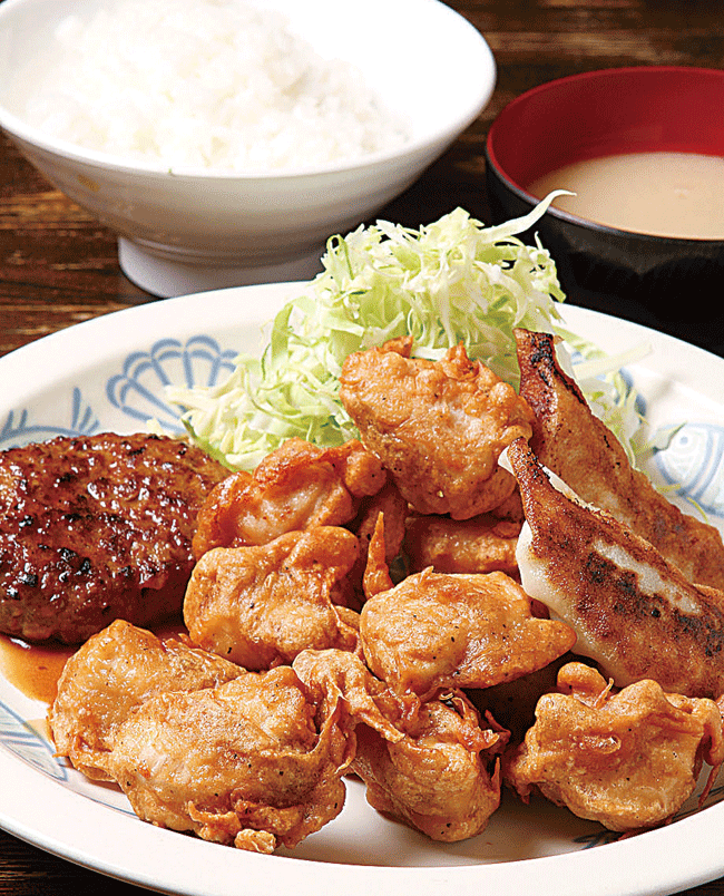 ラーメンと定食の店 はりま屋の小三元定食