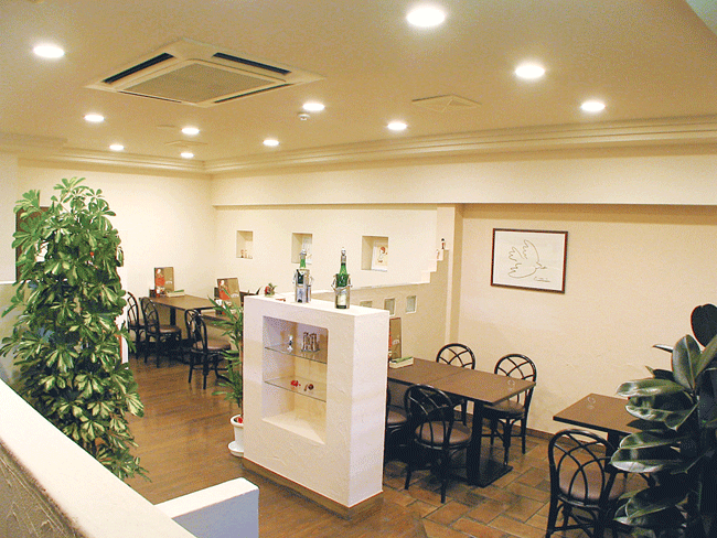 ハンバーグ カレー ばるむ食堂の店内写真