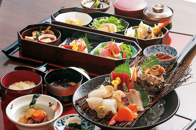 ~(C`)̎hgV1,944~(O)A~V1,944~()