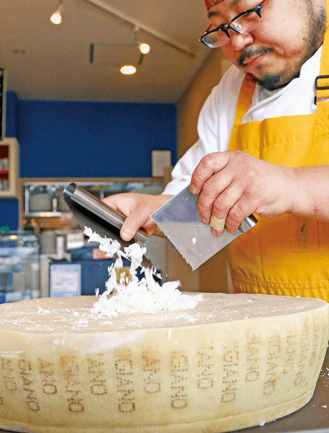 V[U[vCXT_1,491~́A؂̃Oip_[m`[Yڂ̑Oō鉉oɐSB