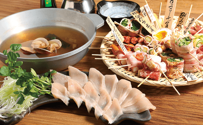 魚介と野菜中心。座席で供されるサプライズメニューはドキドキ。