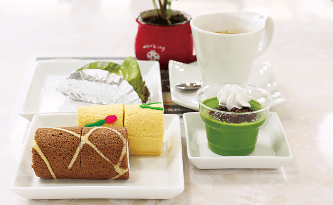 watanabeのミニロールケーキ 270円