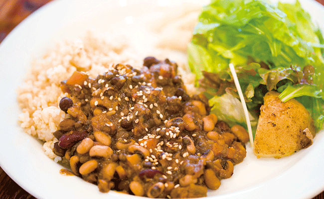 �`���r�[���Y�ƌ��Ă��͂�̃x�W�����`900�~�B�w���V�[�u���ɃI�X�X���B