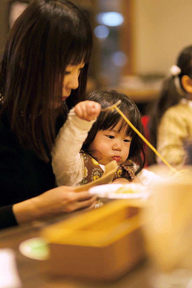 }}Ɠe[uŐHׂ闿ɁAqǂH~hĎXƎ肪LтB