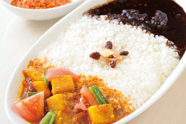 「Curry Specialty Store VoVo」の野菜&ビーフのコンビネーションカレー