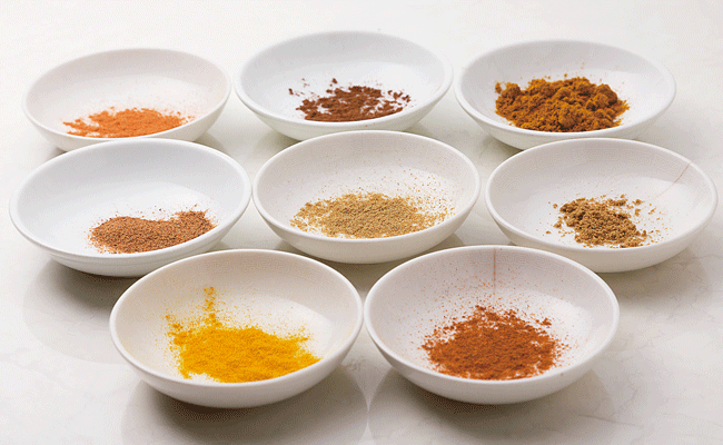 OēV {X̃N~A^[bNAN[uȂ8ނ̃XpCXzB܂₩Ȗ킢̒ɃJCGybp[ŎhIȐh݂𗘂ĂB