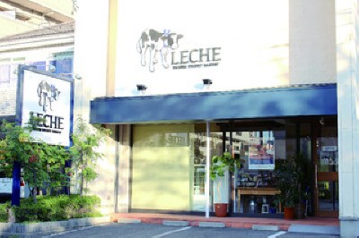 LECHE